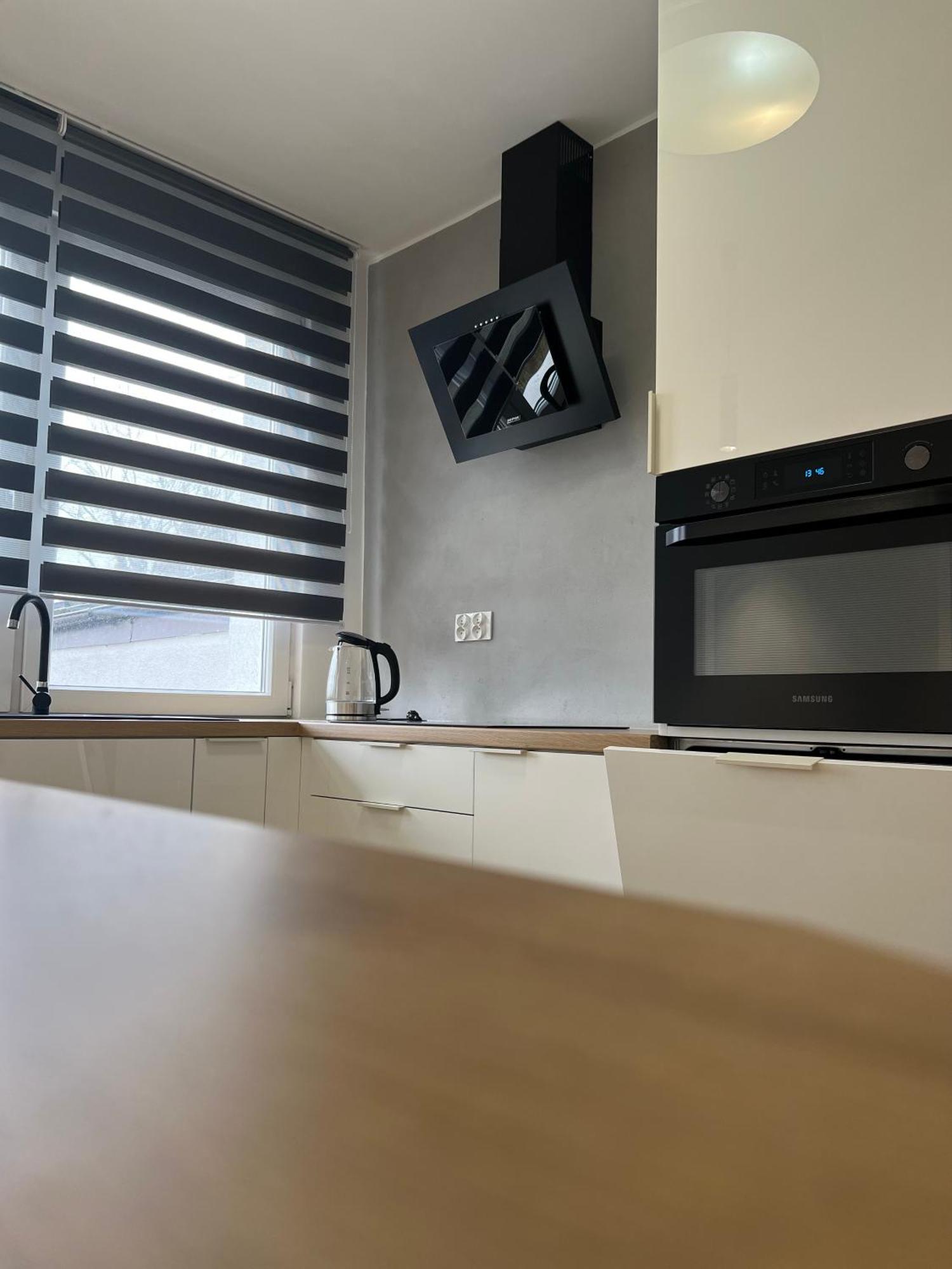 M&S Lux Apartments Kochanowskiego วูดช์ ภายนอก รูปภาพ